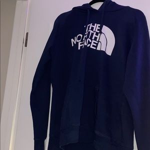 Form fitting sweatshirt